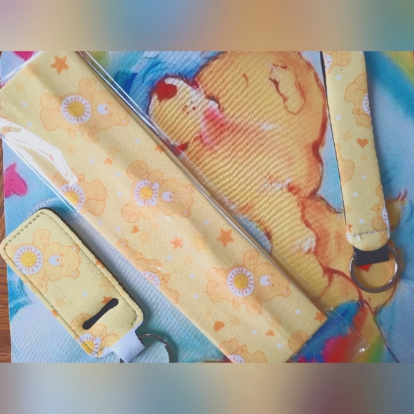 None Accessories - Funshine bear set 💕🌞